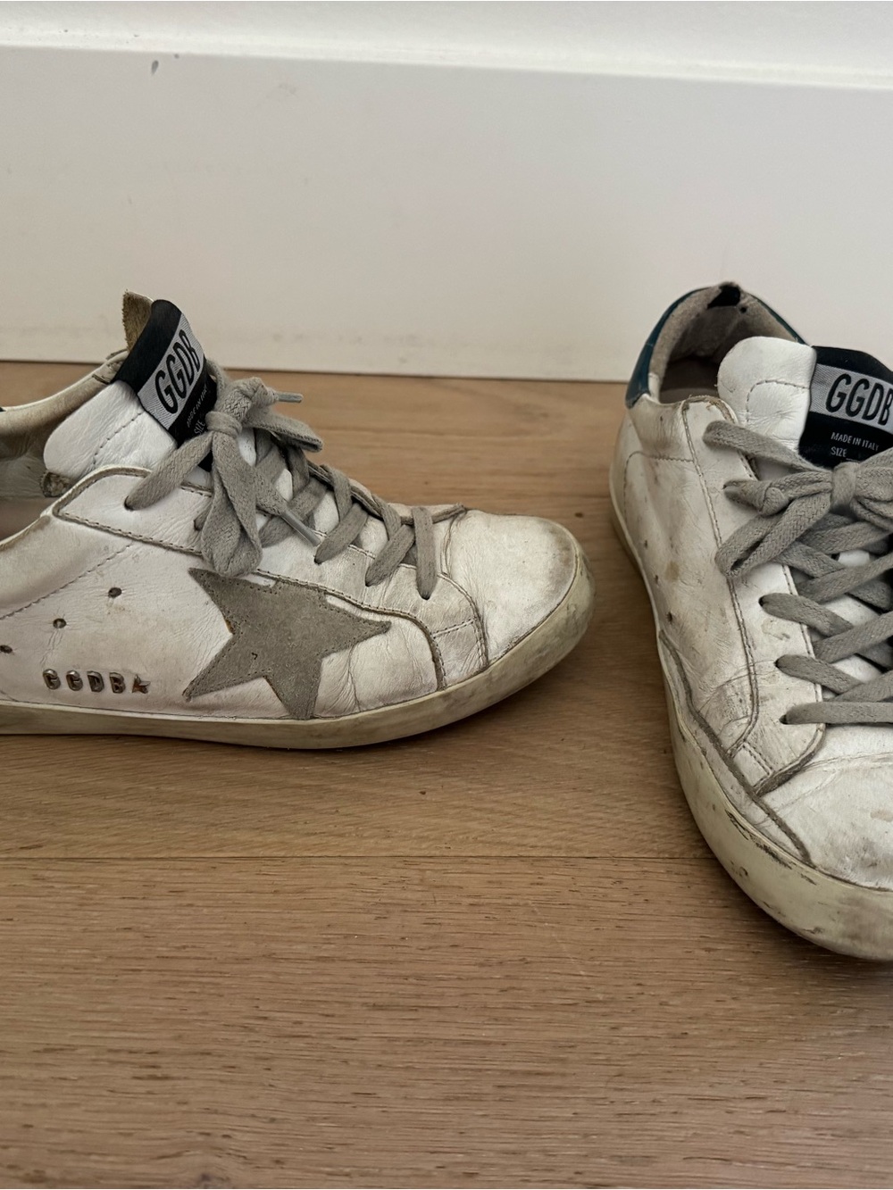 Golden Goose White Leather Sneakers with Grey Star and Laces